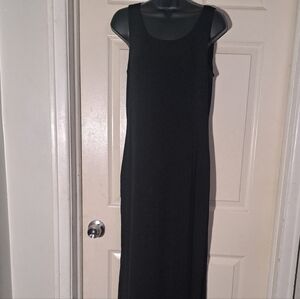 Social circles  Black dress size 8